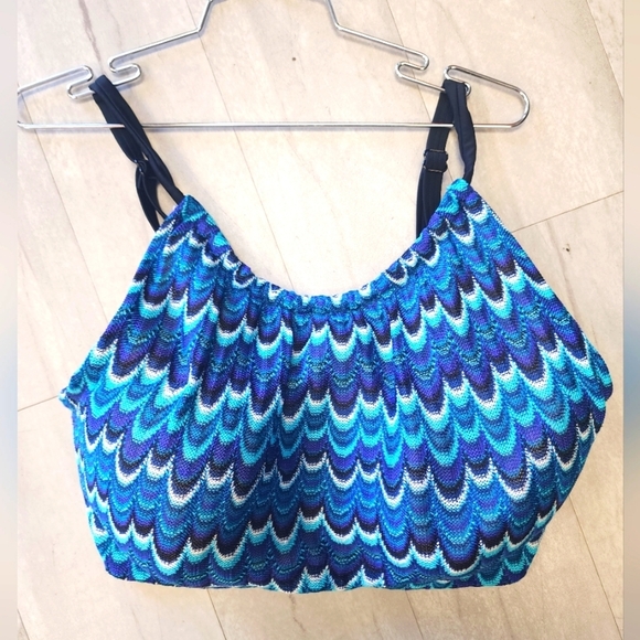38F CACIQUE CROCHETED Bathing suit top - Picture 1 of 2